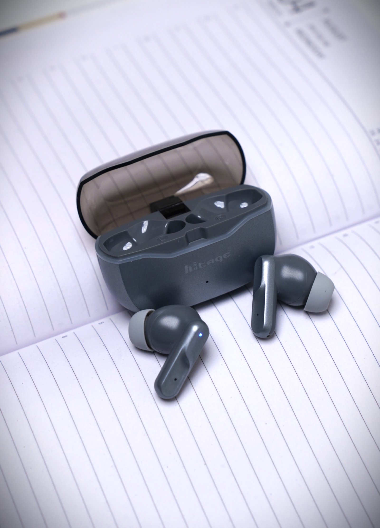 TWS-481 Hitage Wireless Earbuds - Image 1